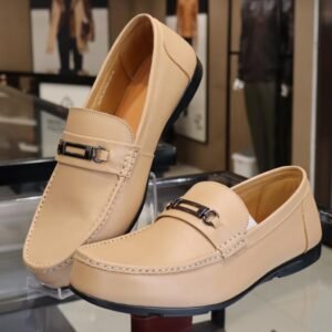 UOMO Loafers